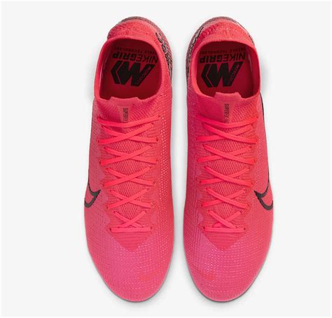 nike voetbalschoenen roze grijs|Roze Voetbal Schoenen (15) .